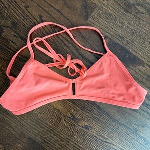 JOLYN “VENT” BIKINI TOP SIZE MEDIUM